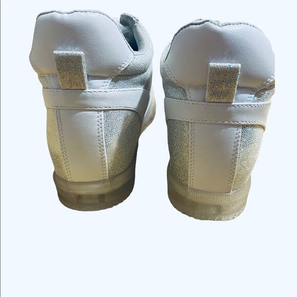 Women’s True Craft Glitter Sneakers - Picture 4 of 5